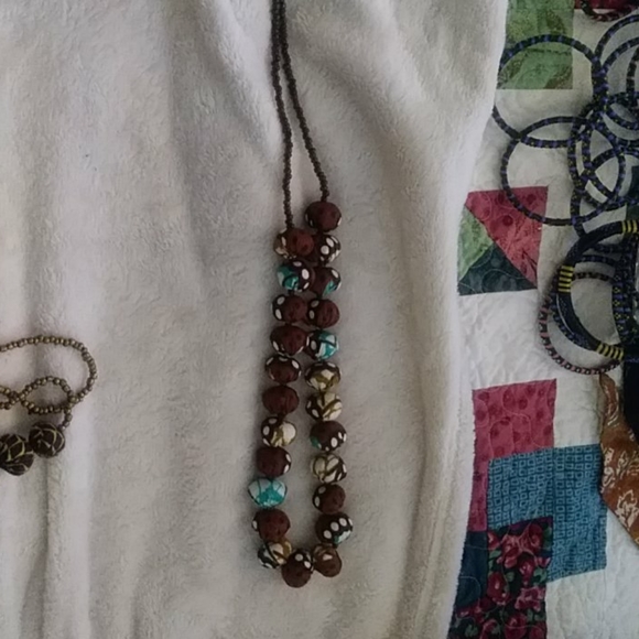 Necklaces - Picture 2 of 5